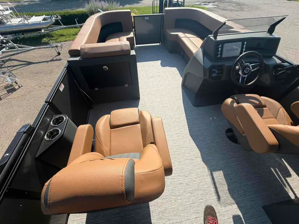 boat-detail-slider-thumb-8