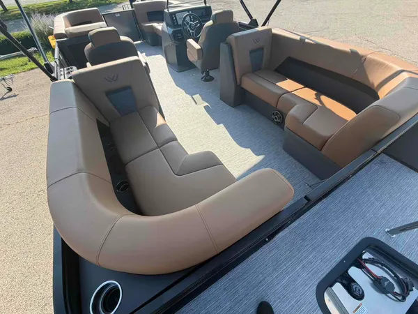 boat-detail-slider-thumb-10