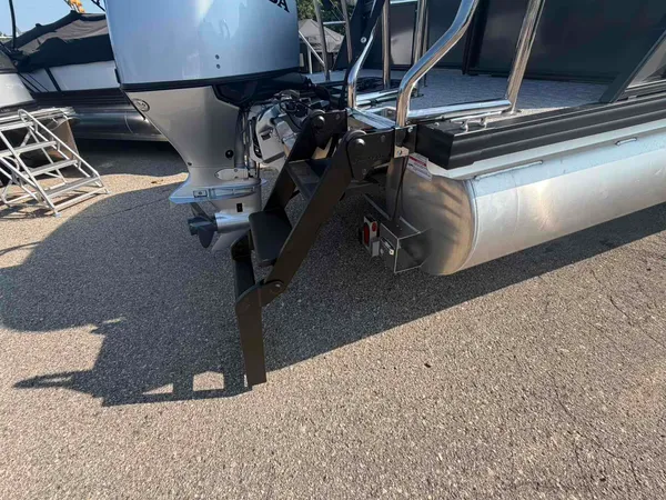 boat-detail-slider-thumb-6