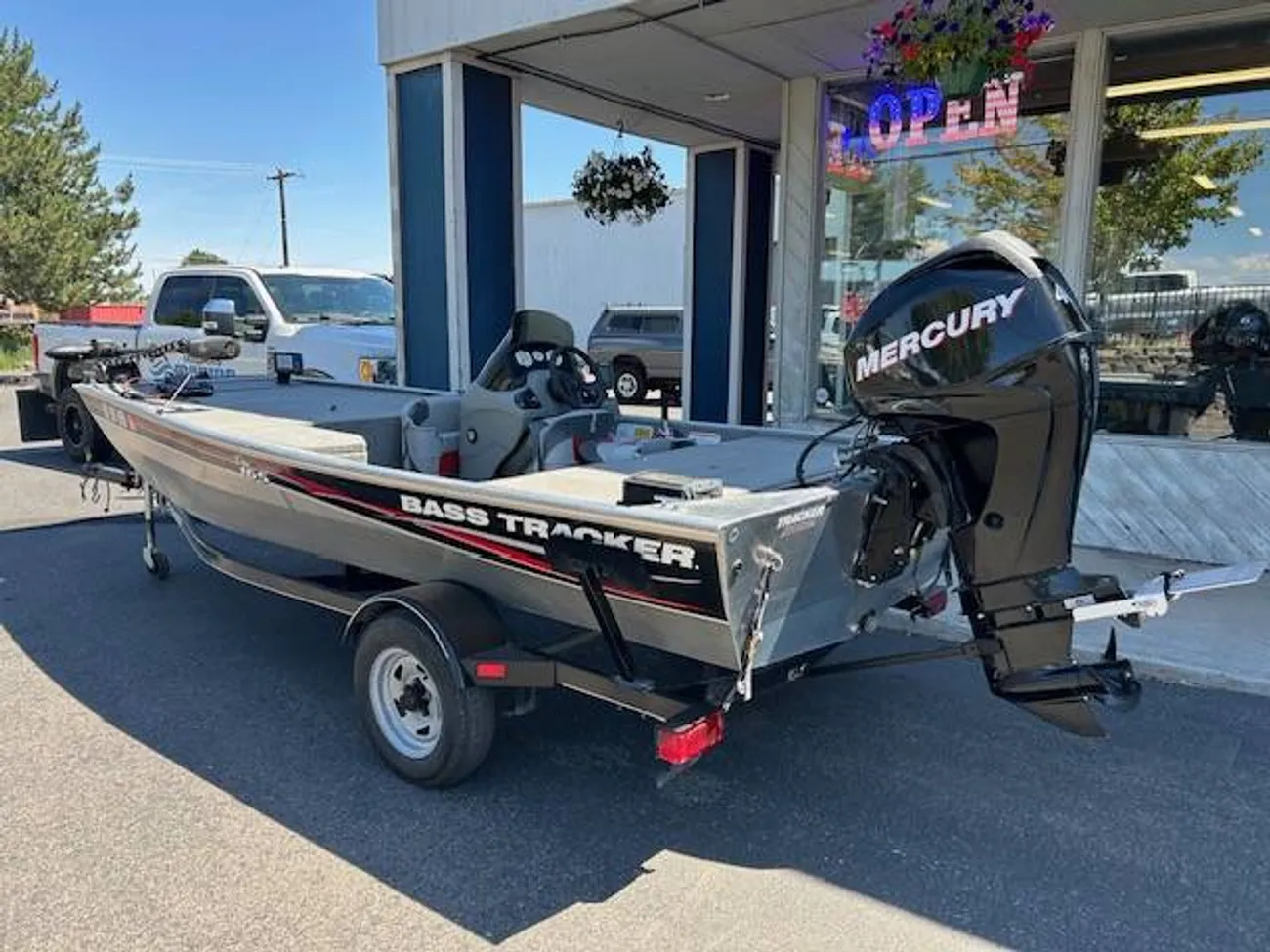  Bass tracker Pro 165-3