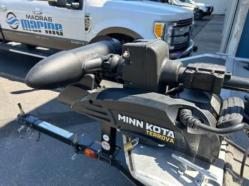  Bass tracker Pro 165-8