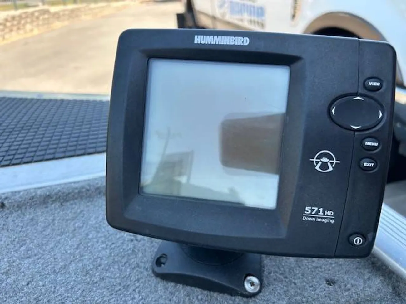 Bass tracker Pro 165-20