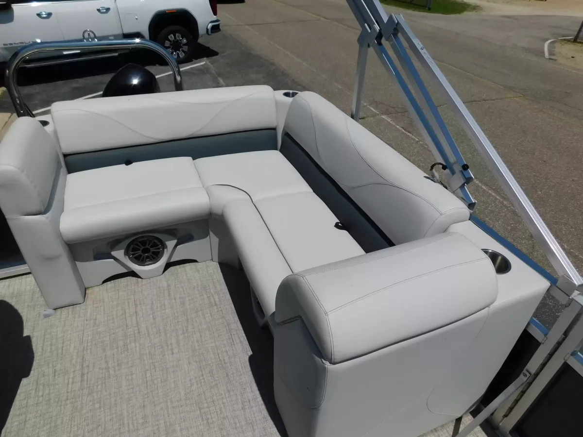dummy-boat-img