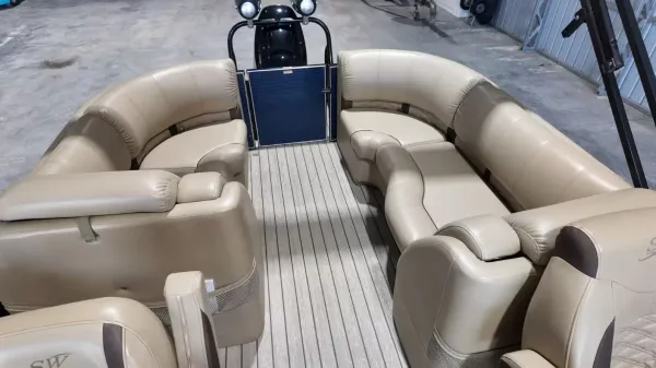 2019 Silver wave 230 Island CLS-51