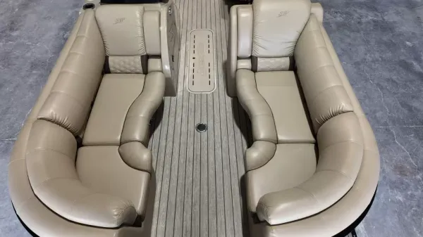 2019 Silver wave 230 Island CLS-21
