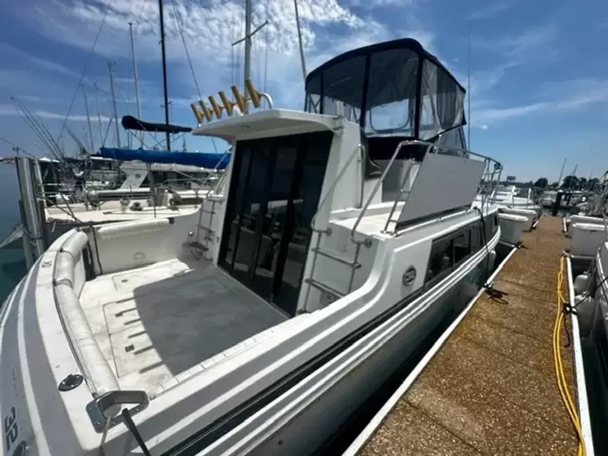 dummy-boat-img