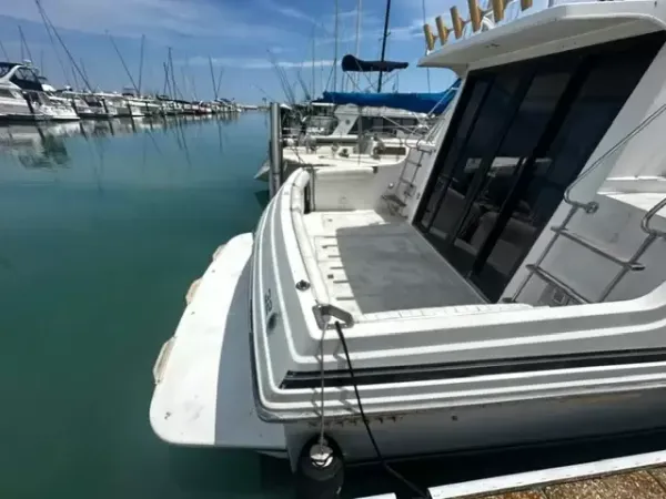 Carver Mariner 32 1990-19