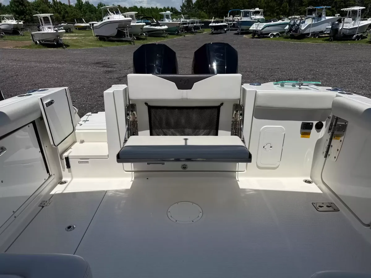 2023 Sailfish 276DC