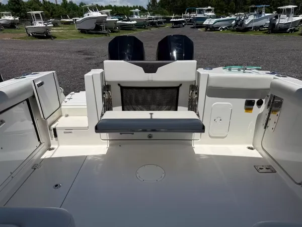 2023 Sailfish 276DC