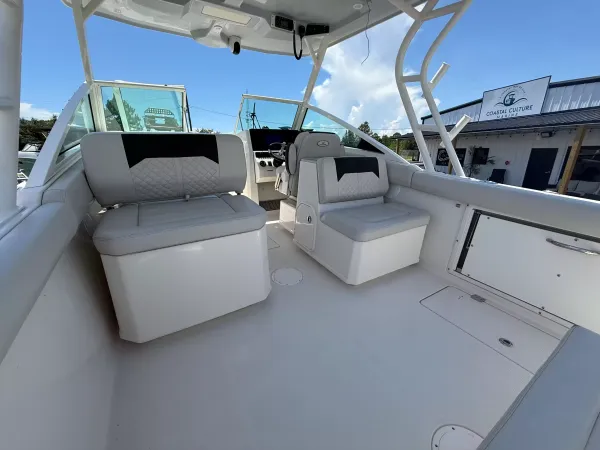 2023 Sailfish 276DC