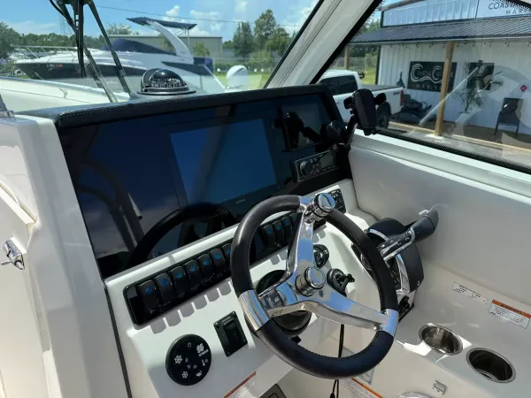 2023 Sailfish 276DC