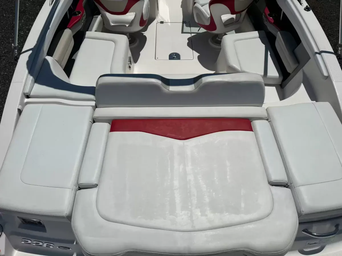 2014 Chaparral 226 SSI