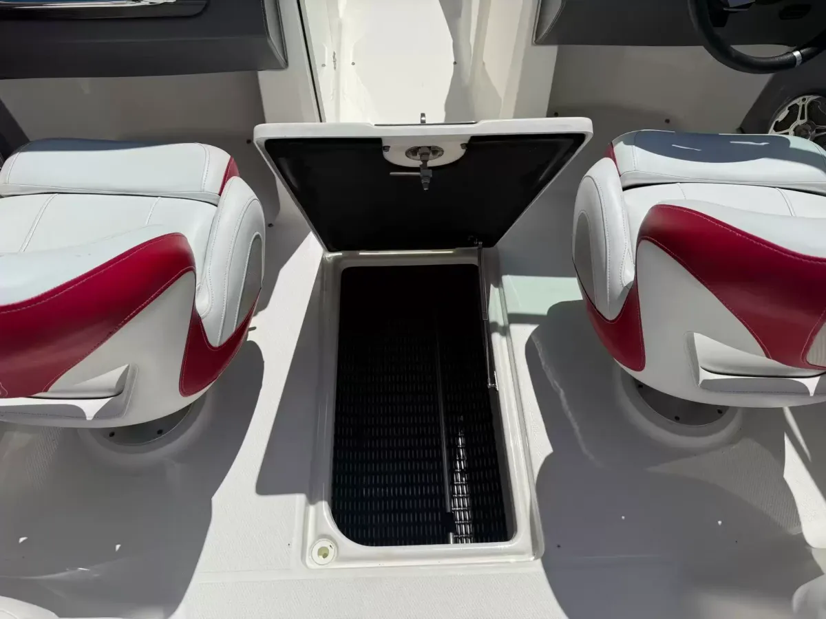 2014 Chaparral 226 SSI