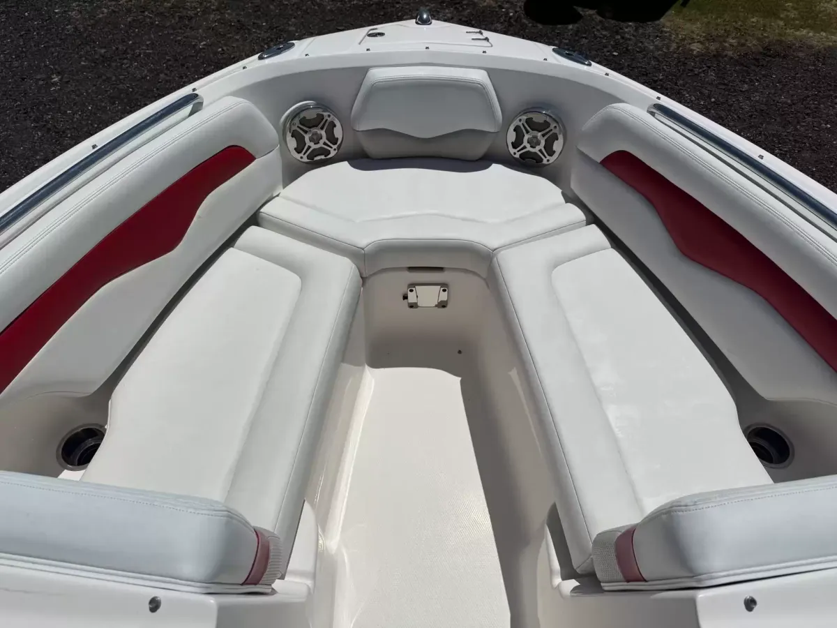 2014 Chaparral 226 SSI
