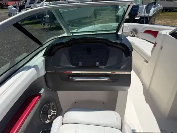 2014 Chaparral 226 SSI
