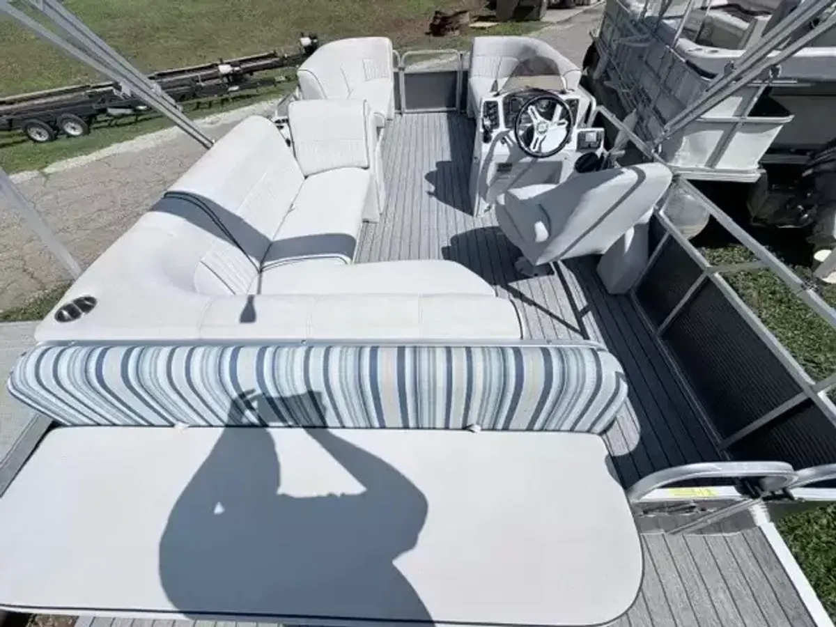 dummy-boat-img