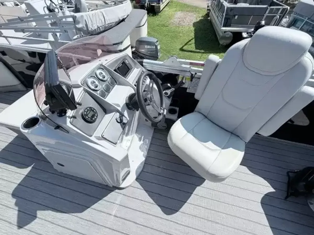 dummy-boat-img