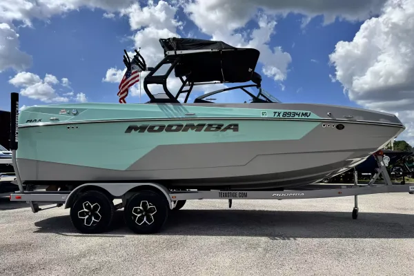 2025 Moomba Max-4