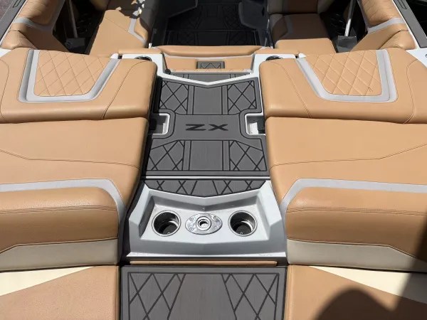 boat-detail-slider-thumb-3