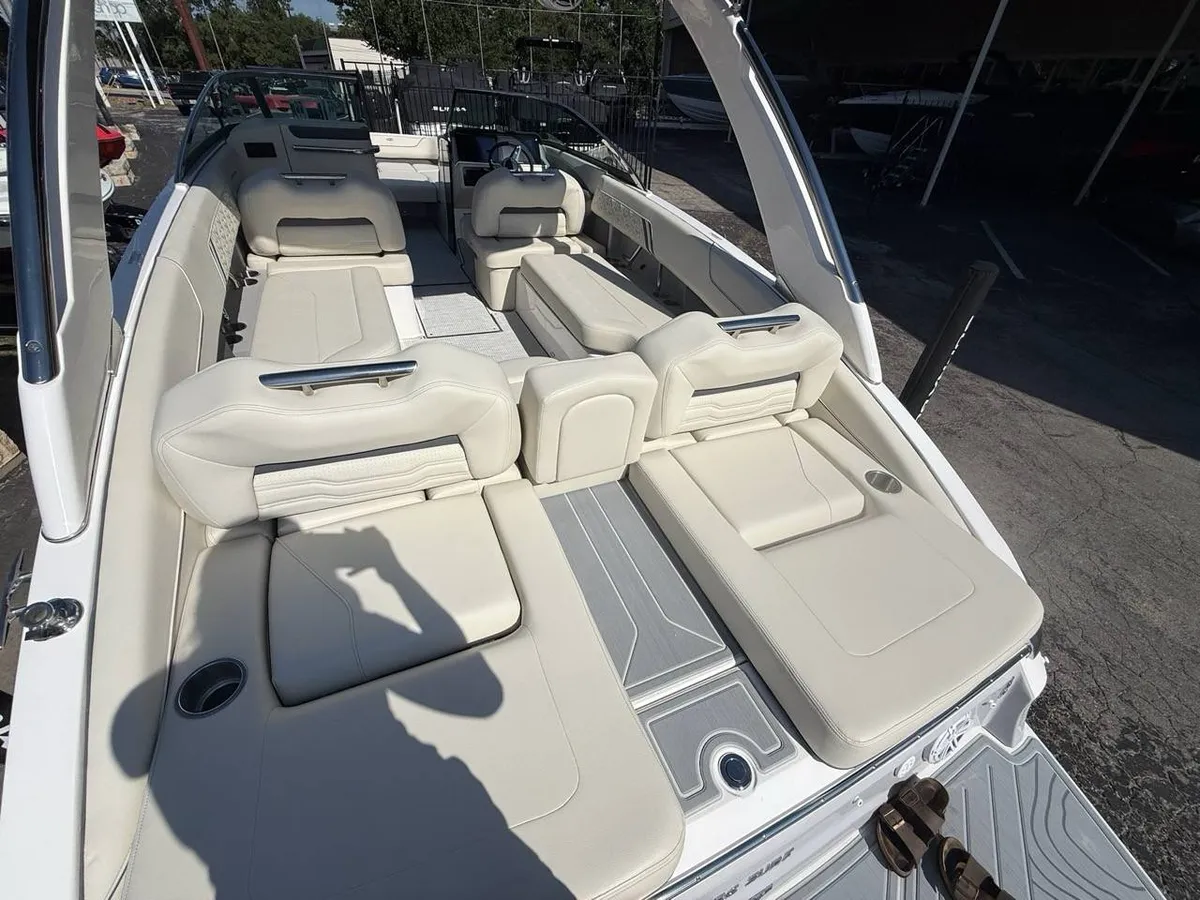 dummy-boat-img