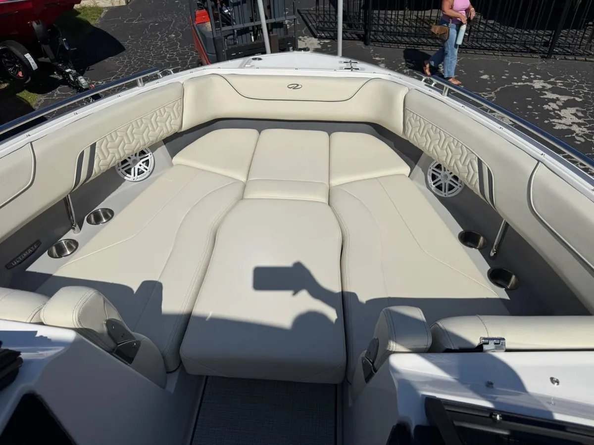 dummy-boat-img