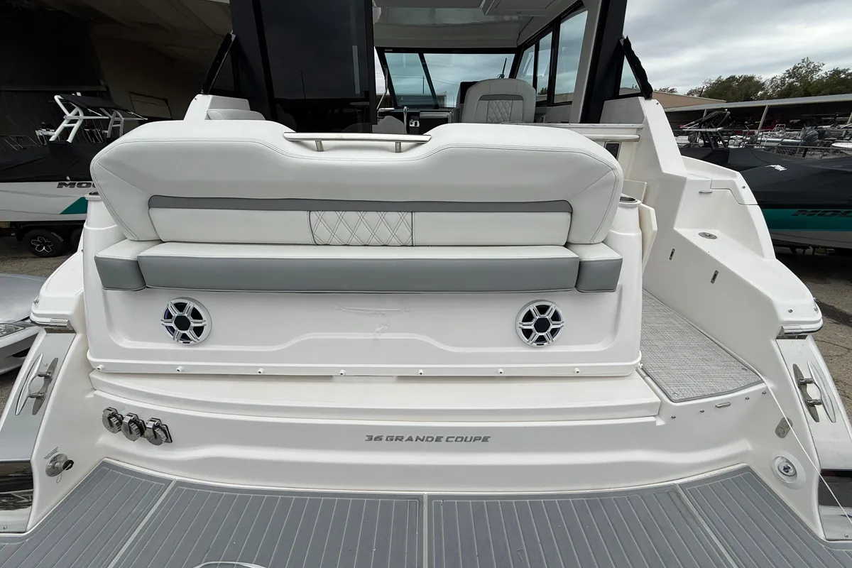 dummy-boat-img