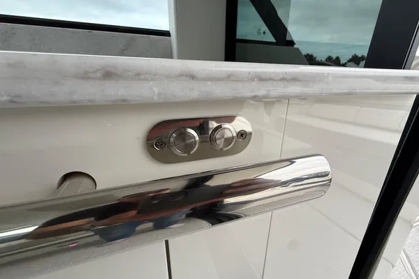 slider-33