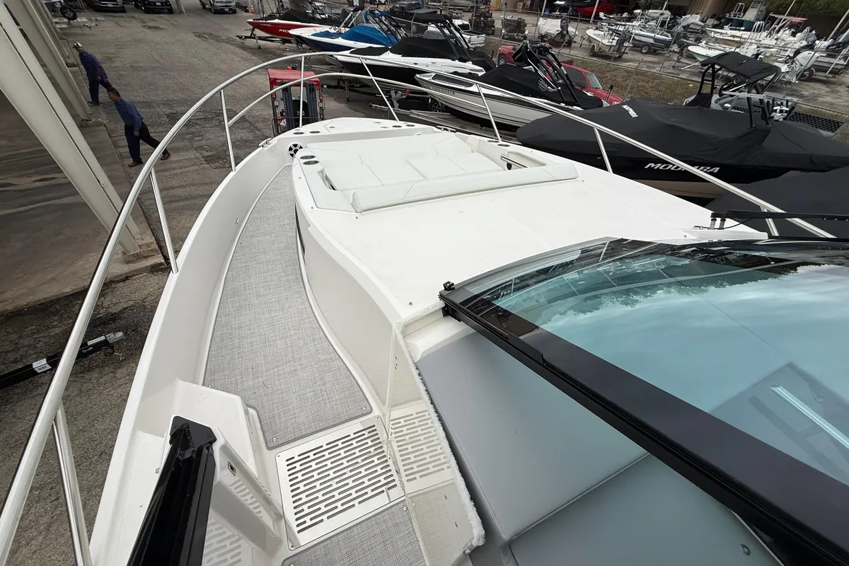 dummy-boat-img