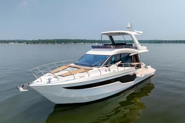 2022 Galeon 500 FLY detail image 2