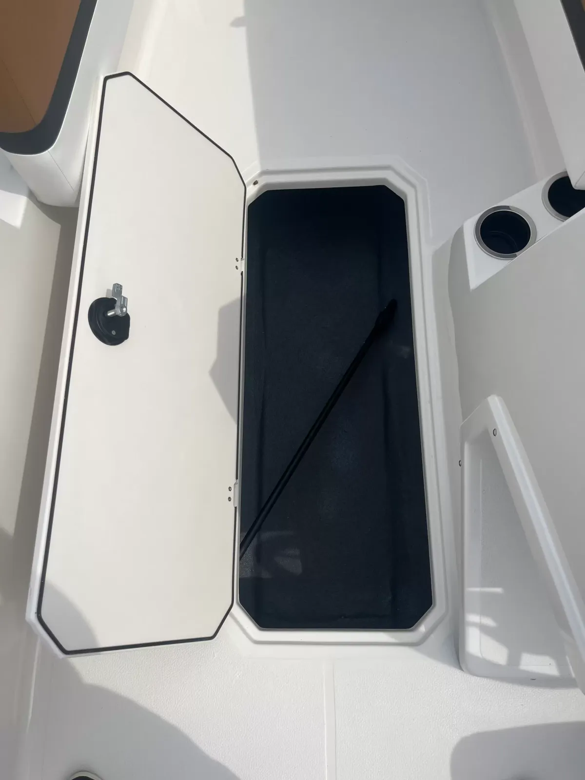 boat-carouselImage-image