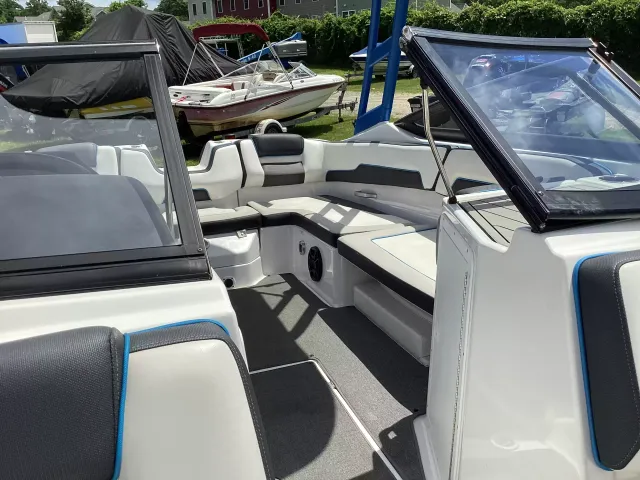 Boat Thumbnail 10