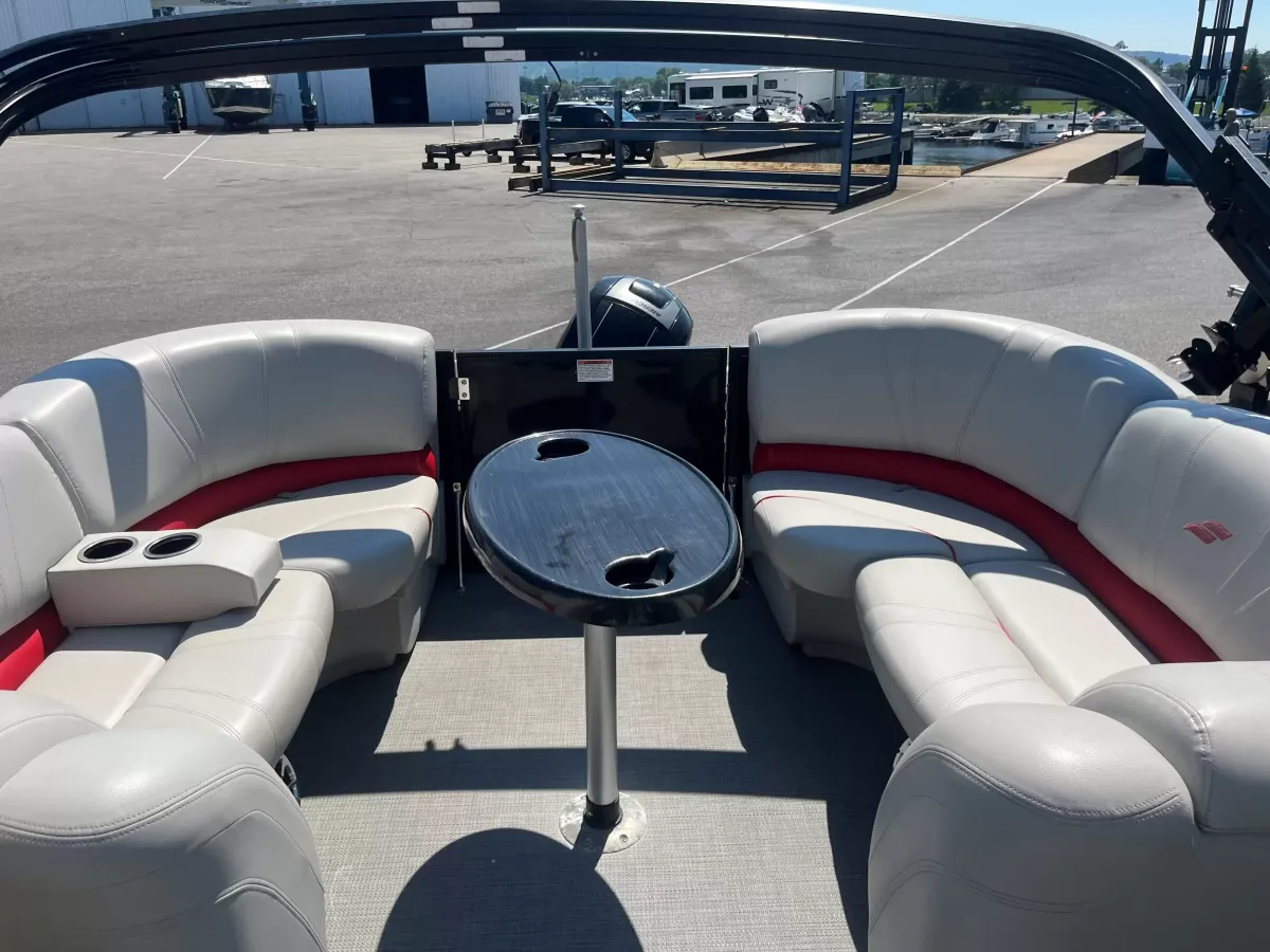 boat-carouselImage-image
