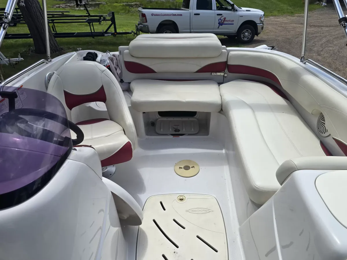 boat-carouselImage-image