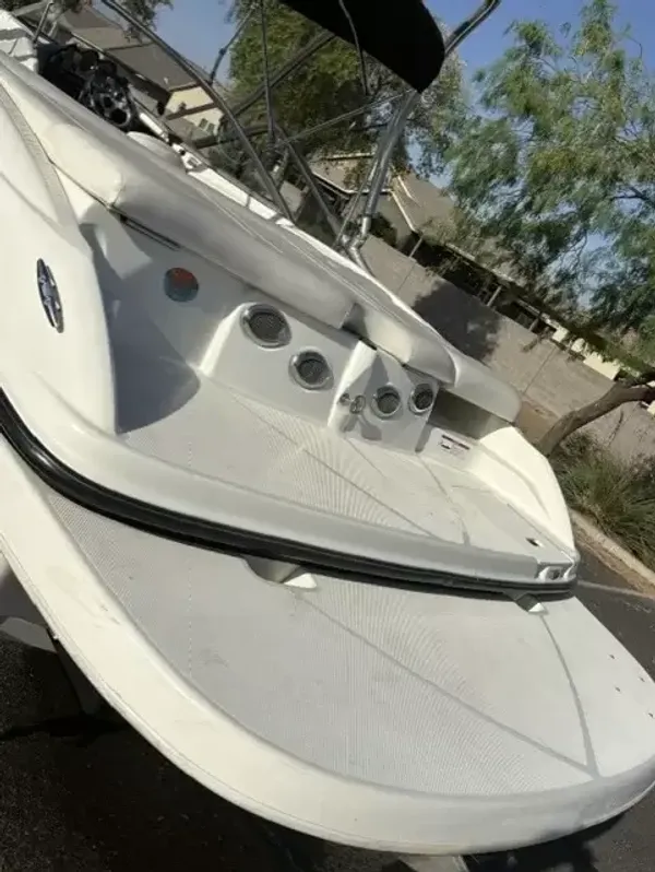 boat-detail-slider-thumb-13