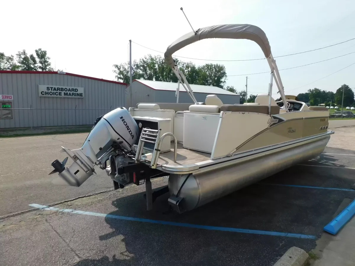 dummy-boat-img