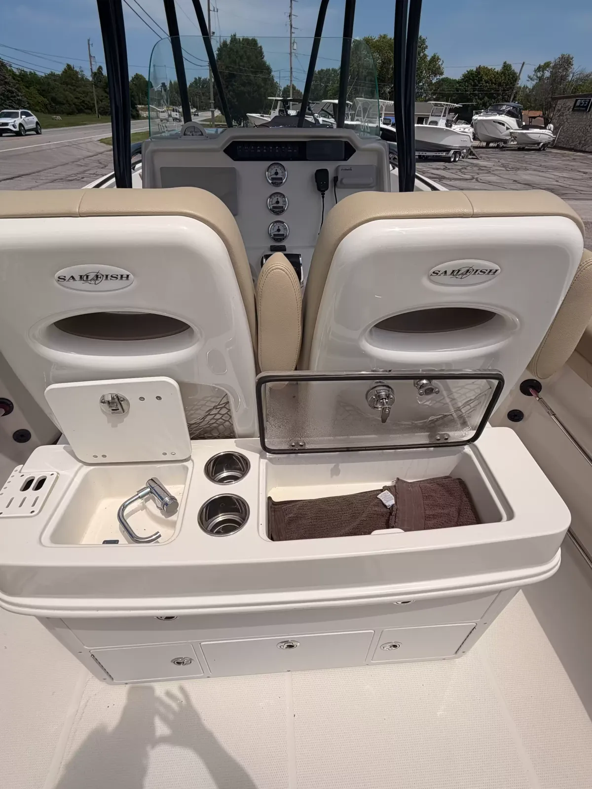 dummy-boat-img