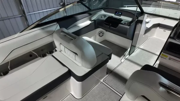 2027 Regal LS4-43