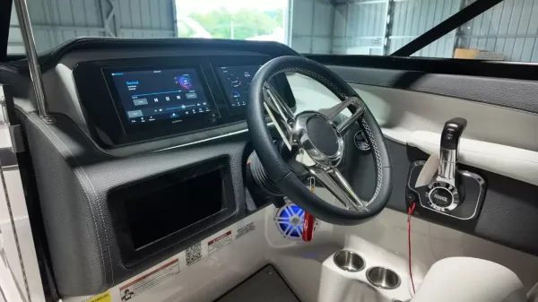 2027 Regal LS4-32