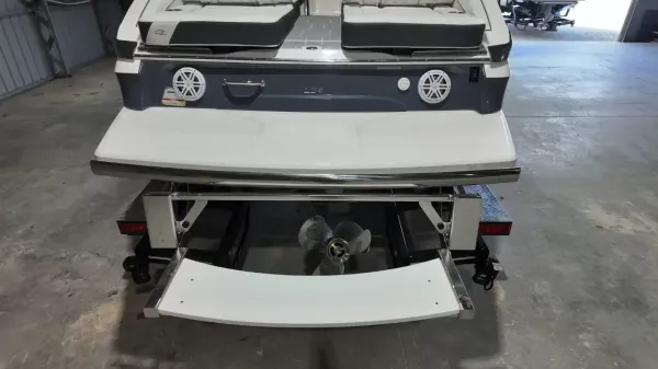 2027 Regal LS4-6