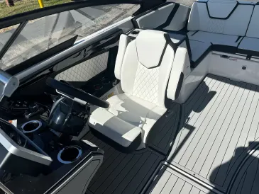 2026 Yamaha 252SD-14