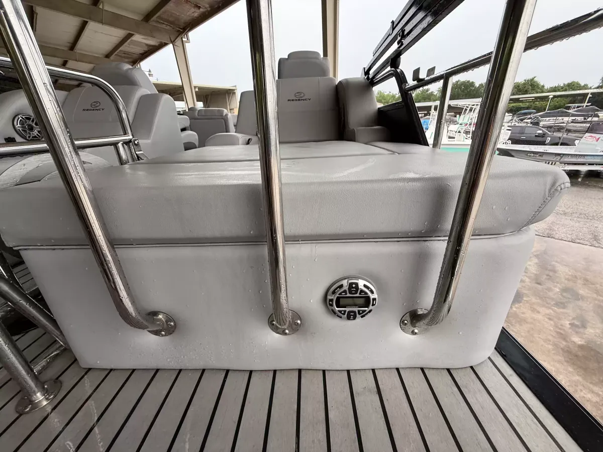 dummy-boat-img