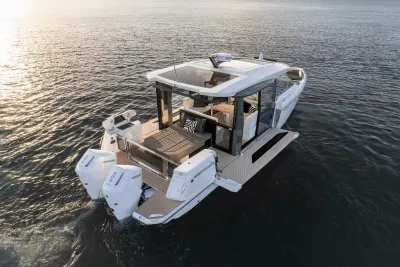 New 2027 Saxdor SX400 GTC for Sale | Vancouver, BC | M&P Yacht Centre | 6a57ea3a2c077b748000e1fe