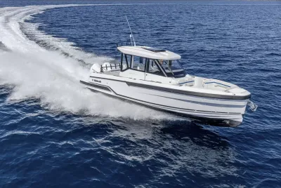New 2027 Wellcraft 28 Explorer for Sale | Vancouver, BC | M&P Yacht Centre | 6a531ebb8e98643edb03df54