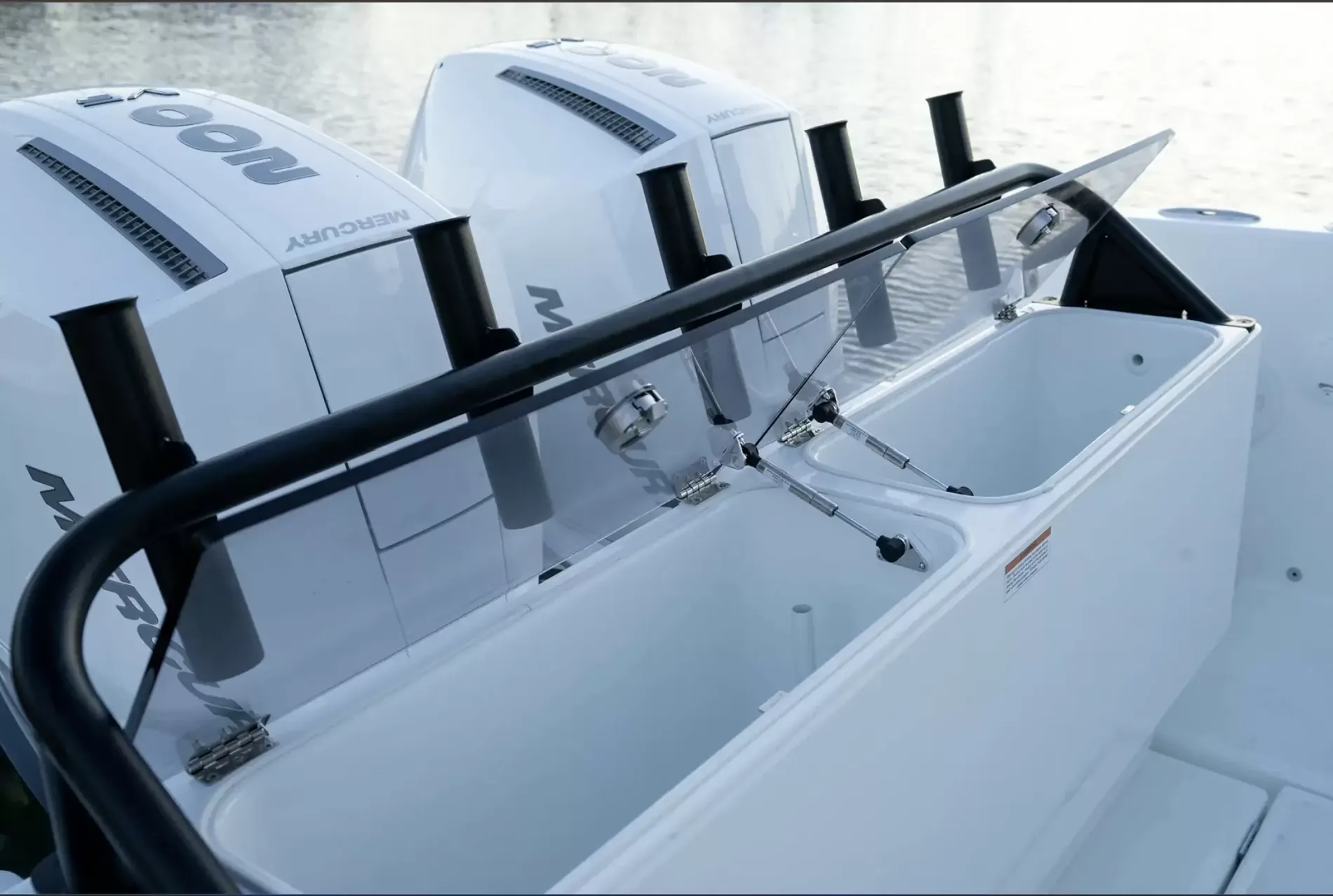 New 2027 Wellcraft 28 Explorer for Sale | Vancouver, BC | M&P Yacht Centre | 6a531ebb8e98643edb03df54