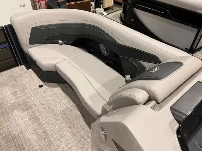 2027 Barletta C22UC