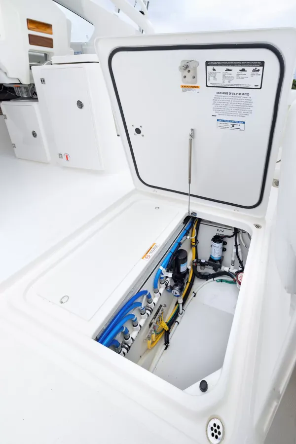 2027 Pursuit DC 286 detail image 16