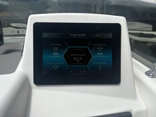 boat-detail-slider-thumb-4
