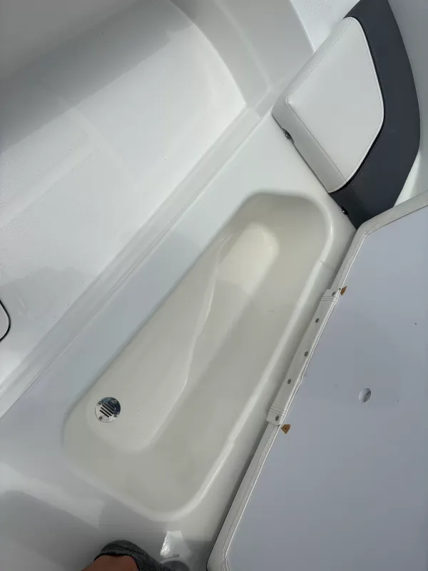 boat-detail-slider-thumb-6