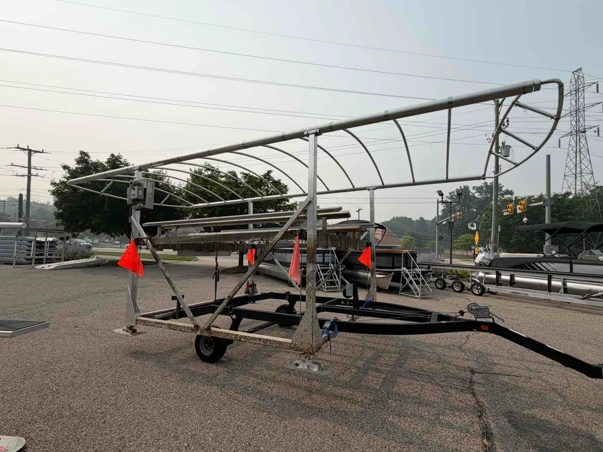 dummy-boat-img