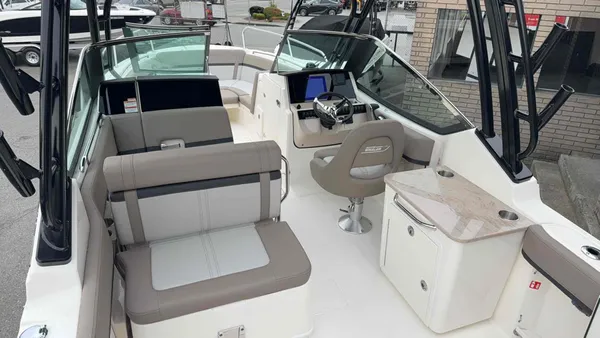 2027 Boston Whaler  24 Vantage-5